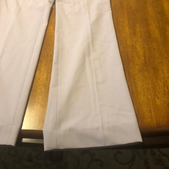 Color lilac - Picture 3 of 5